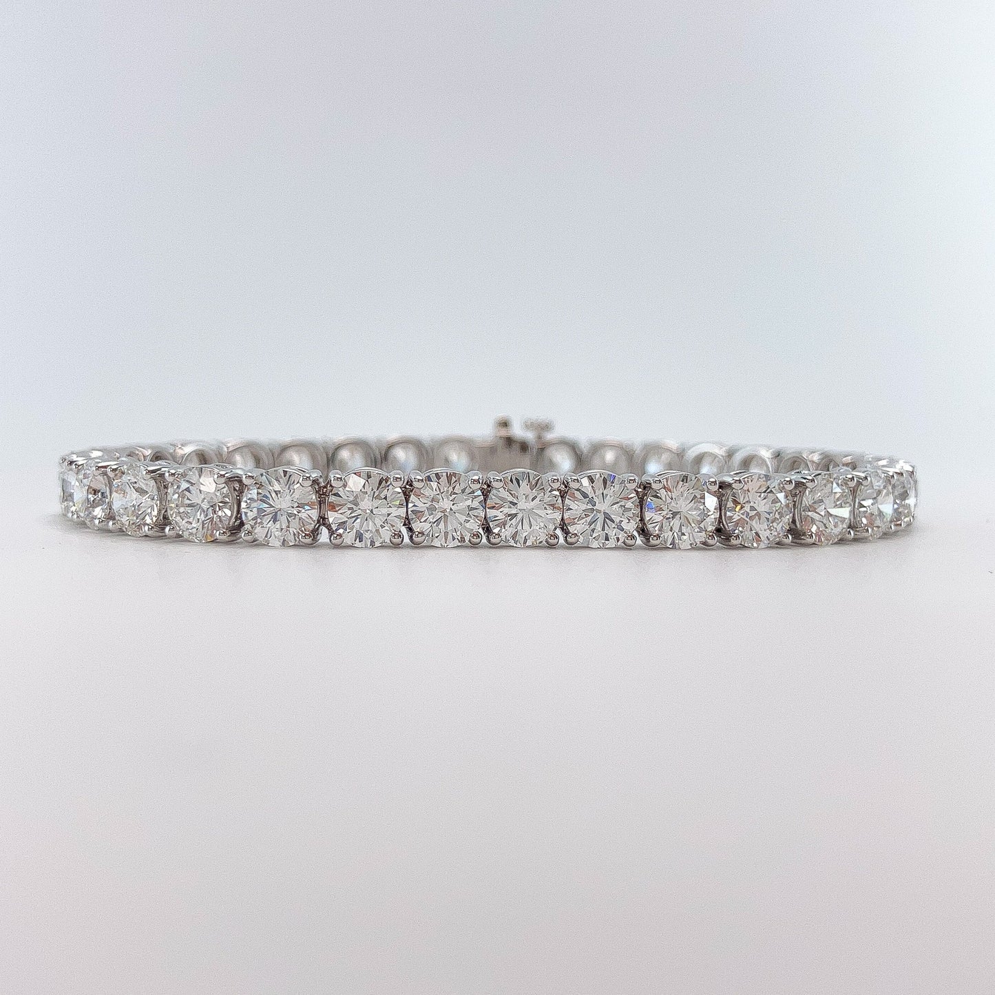 15.69cts GIA Certified DEF/VS+ Round Diamond Tennis Bracelet, 18k - Forever Rox