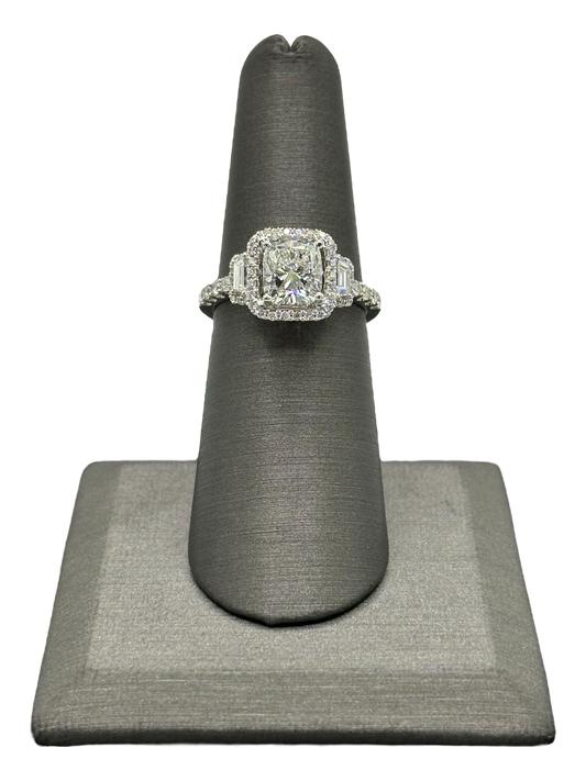 Cushion Cut Diamond Bridal Ring With Baguettes & Round Diamonds
