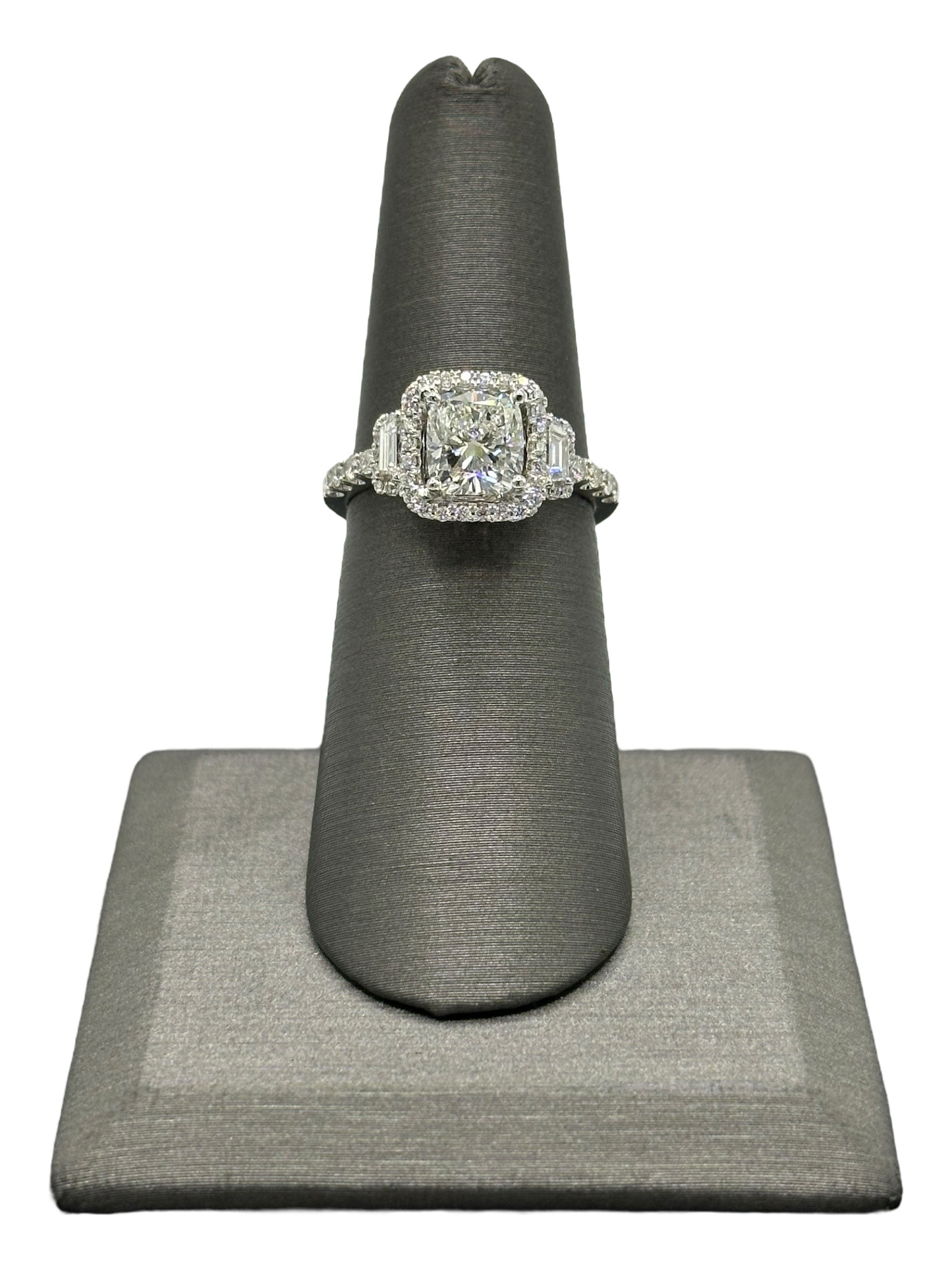 Cushion Cut Diamond Bridal Ring With Baguettes & Round Diamonds