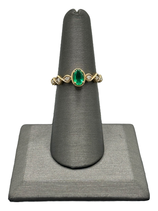 Oval Cut Emerald & Diamond Ring