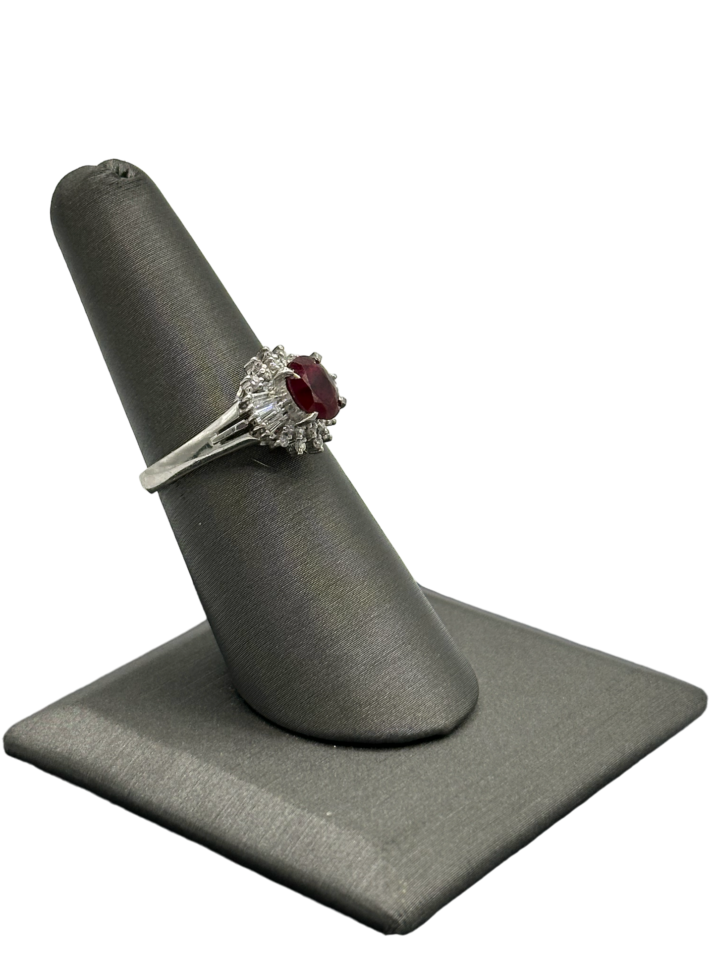 Ruby & Buguette/Round Diamond Ring
