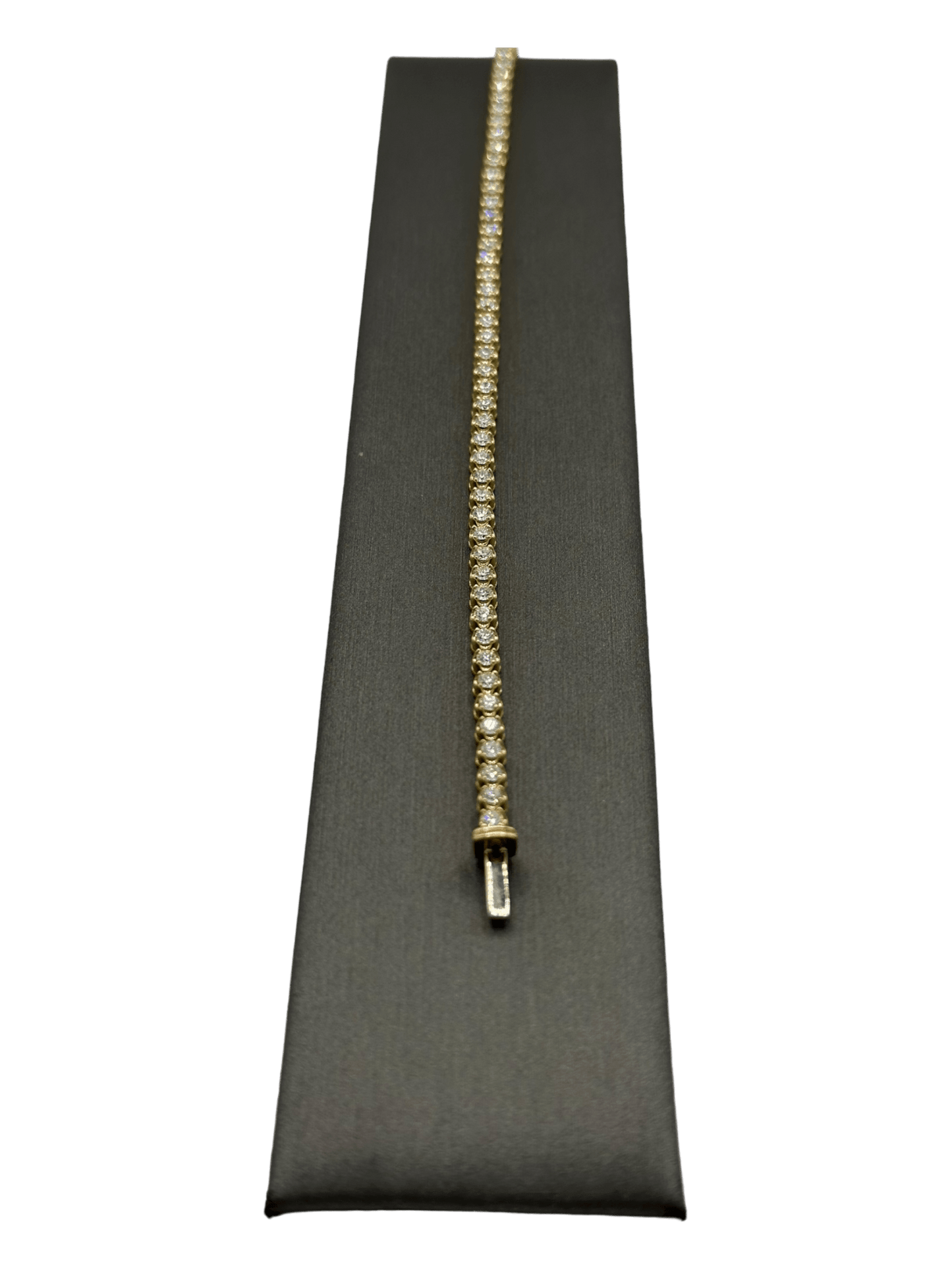 Circle Link Round Cut Diamond Tennis Bracelet - Forever Rox