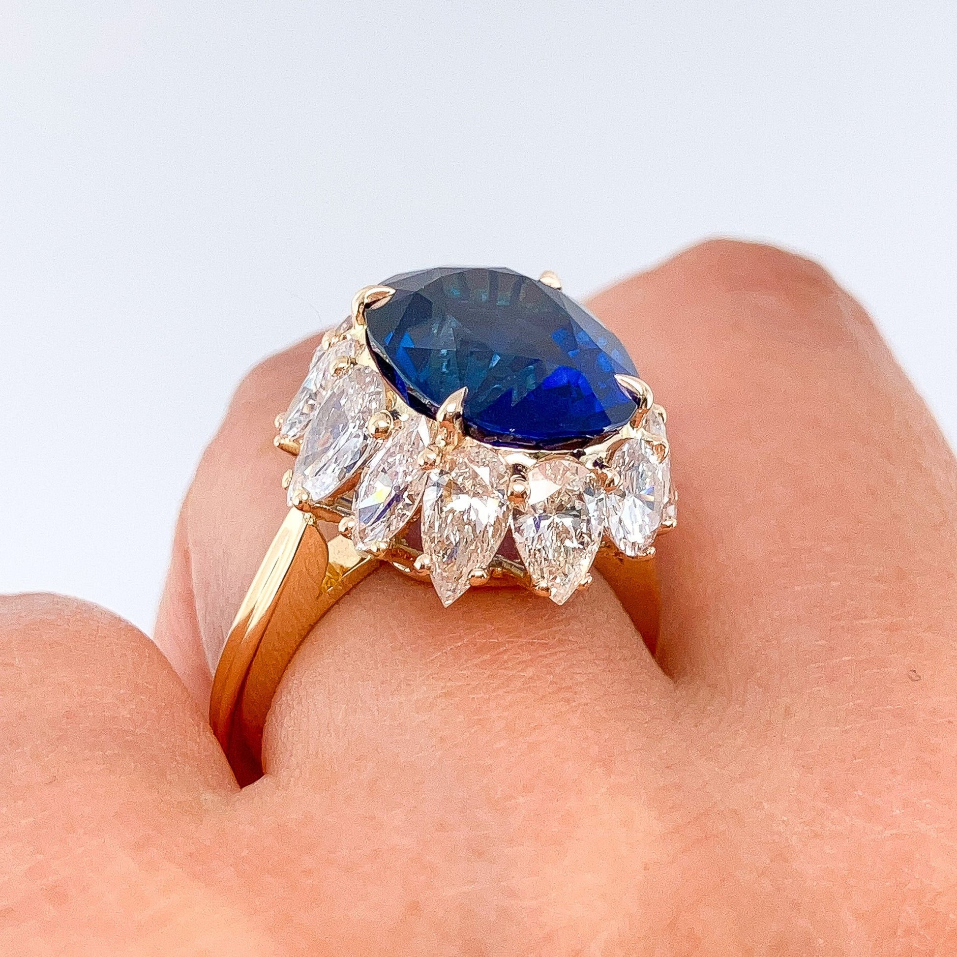 10.30ct SSEF Certified Sri Lanka Sapphire & Diamond Cluster Ring, 18k - Forever Rox