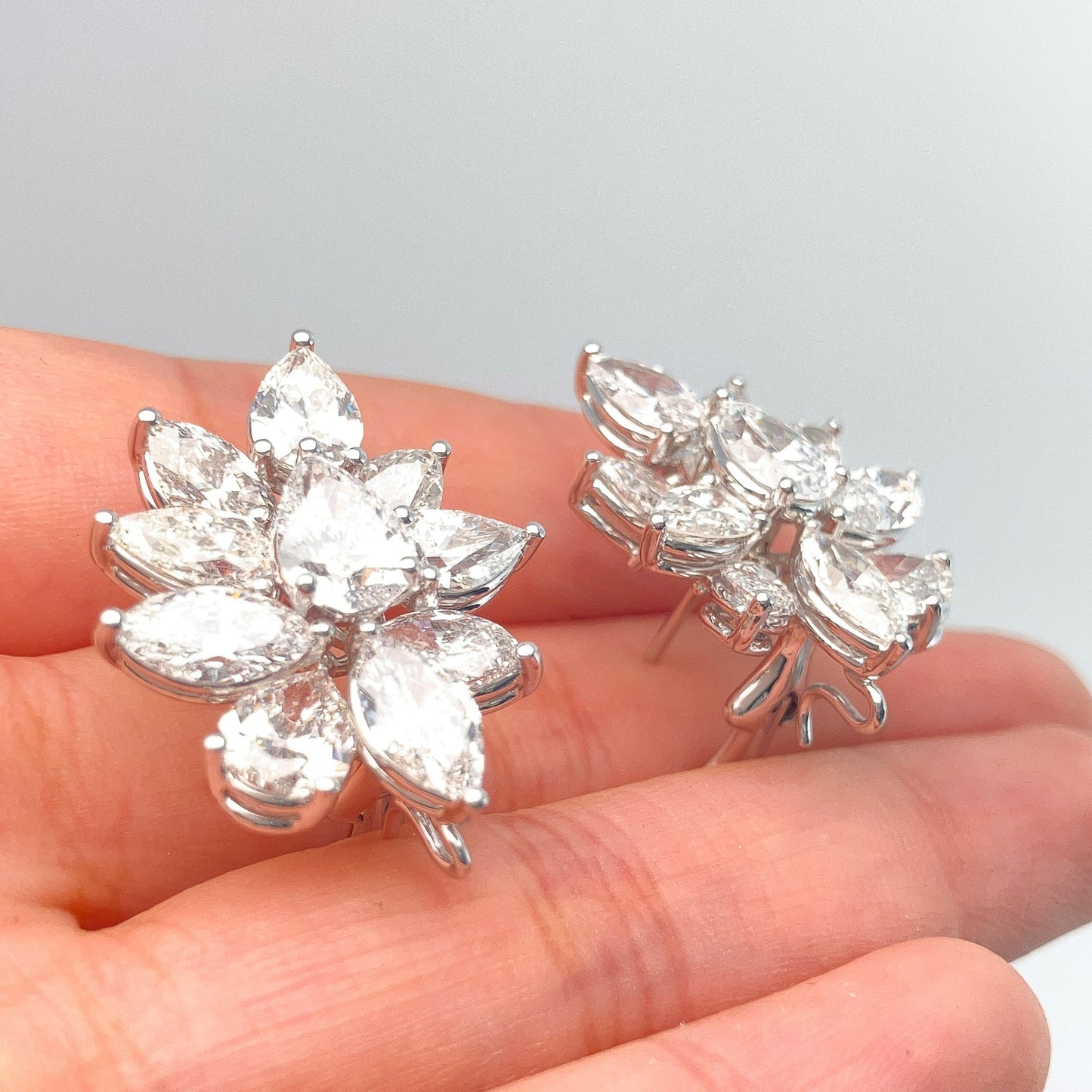 12.38cts GH/VS - SI1 Diamond Cluster Day/Night Earrings, 18k - Forever Rox