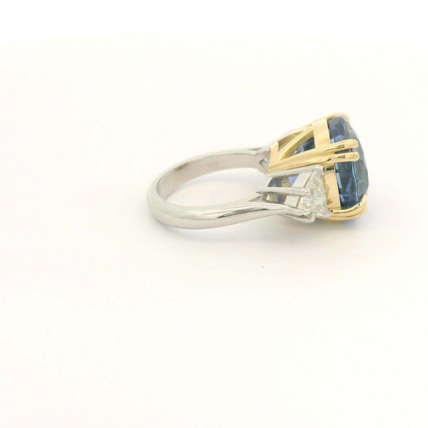 18.95ct Ceylon Sapphire & Two Trillion Cut Diamond Ring - Forever Rox Fine Jewelry
