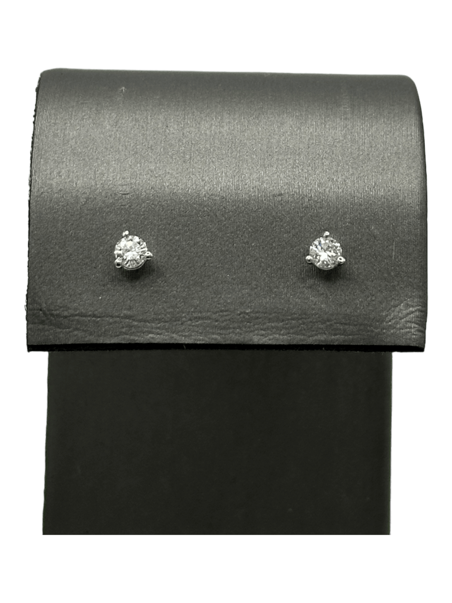 .20ctw Three Prong Diamond Studs - Forever Rox