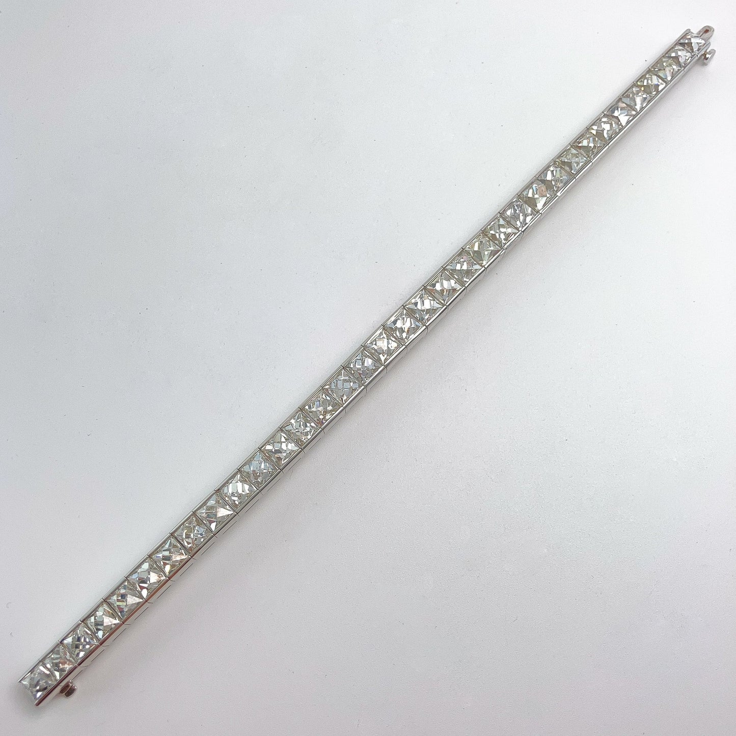 ·31.34cts French Cut Diamond Tennis Bracelet, Platinum - Forever Rox