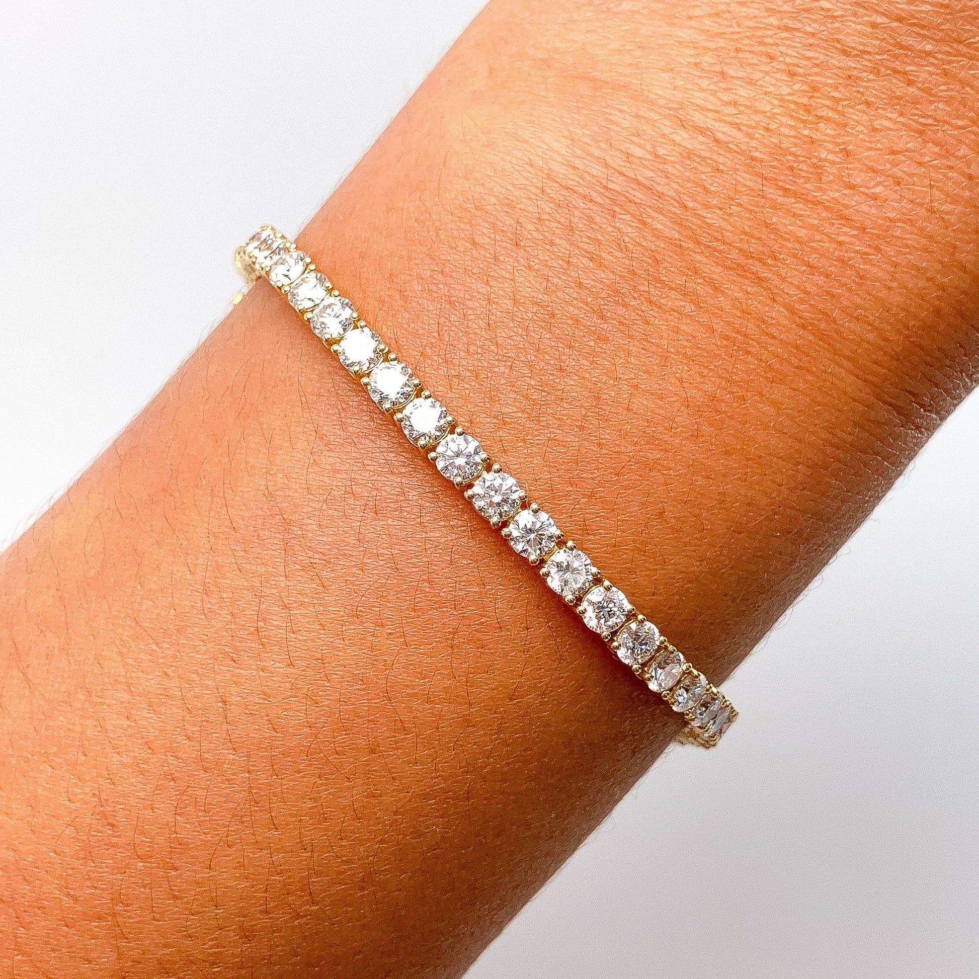 7.65cts Round Diamond Tennis Bracelet, 18k - Forever Rox