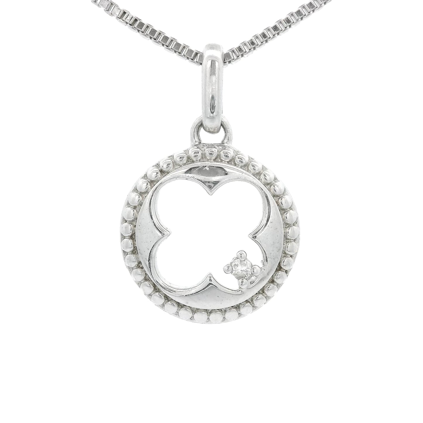 Silver Clover pendant With Diamond