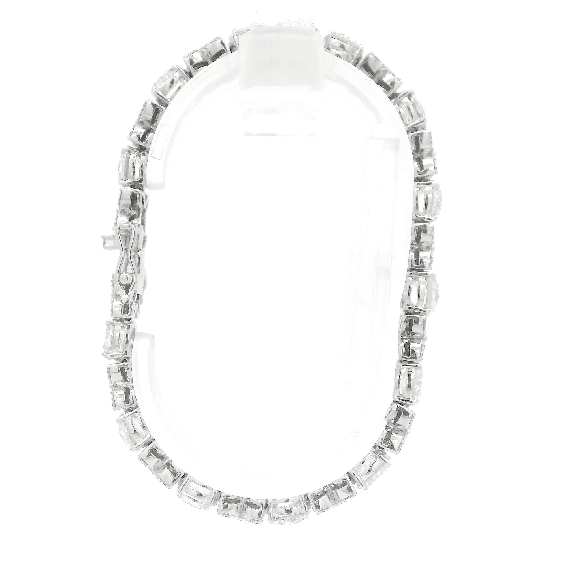 A White Gold X&O with round cut diamonds for the O and melle round cut diamonds for the X at Forever Rox Fine Jewelry, Lake Tahoes Best Jewelry Store
