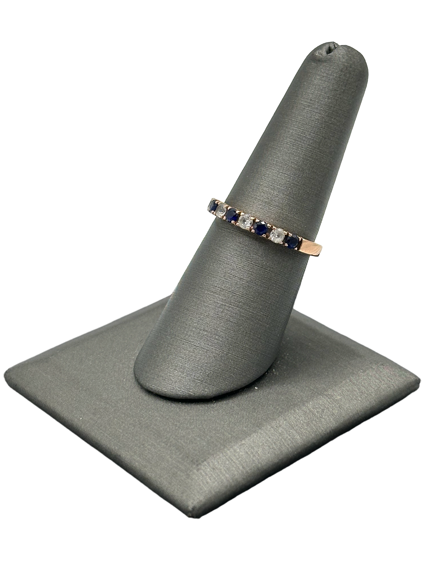 Light & Dark Blue Sapphire Band