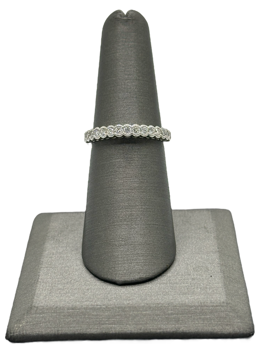 Diamond Band With Milgrain Design