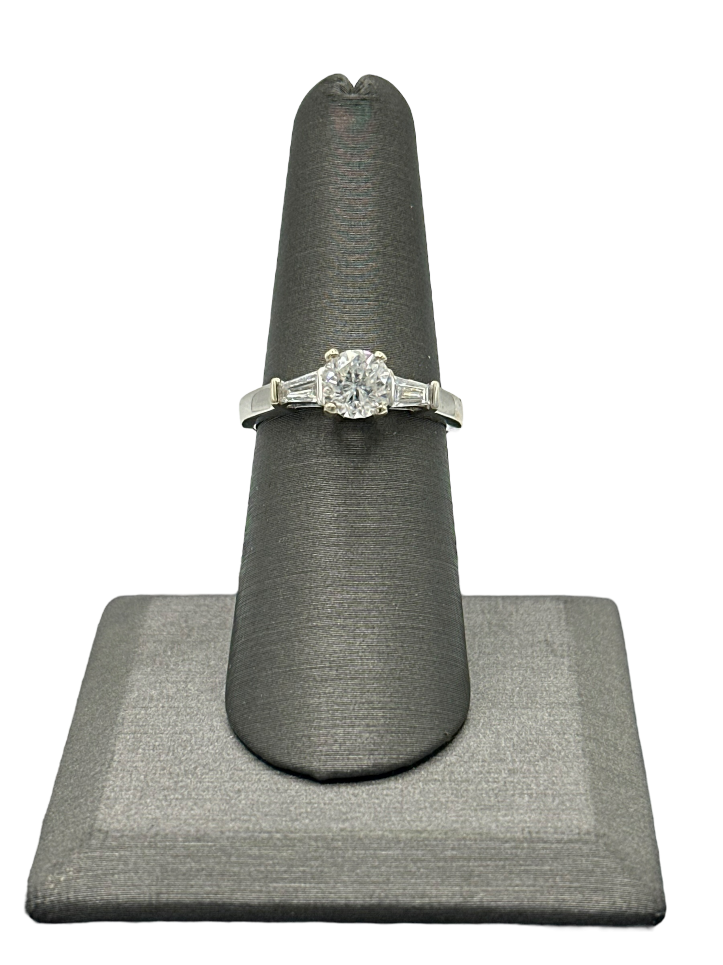 Round Diamond Bridal Ring With Two Graduated Baguettes