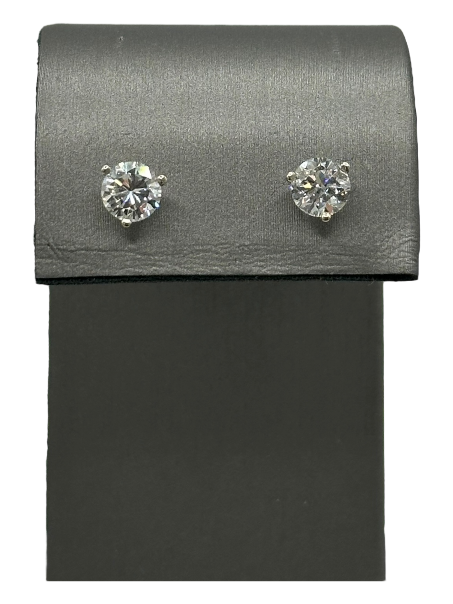 1.40ctw Three Prong Diamond Studs