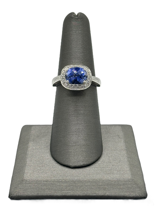 Oval Tanzanite & Diamond Ring