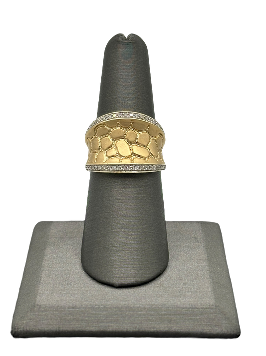 Gold Nugget Style Ring With Diamond Border