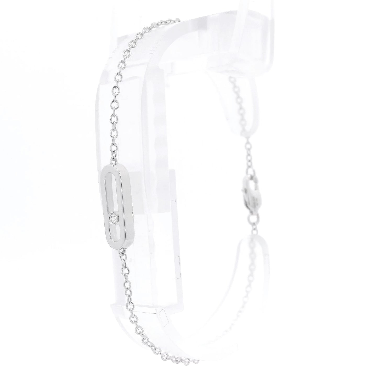 Chain Bracelet With Oval & Single Round Cut Diamonds