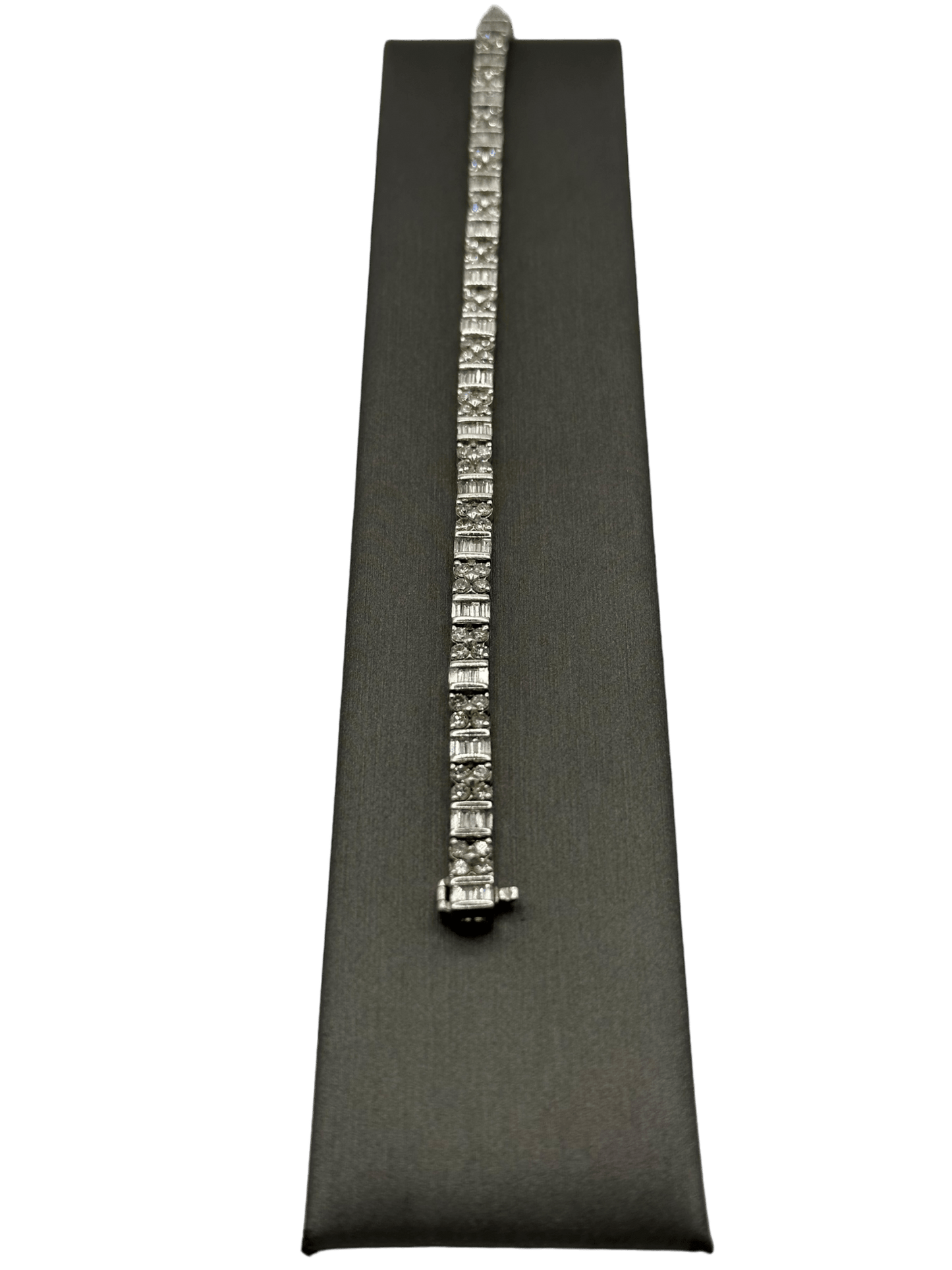 Baguette & Round Brilliant Cut Diamond Tennis Bracelet - Forever Rox