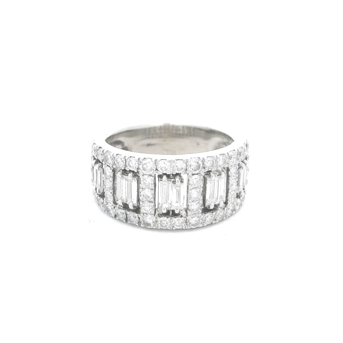 Baguette & Round Cut Diamond Ring - Forever Rox