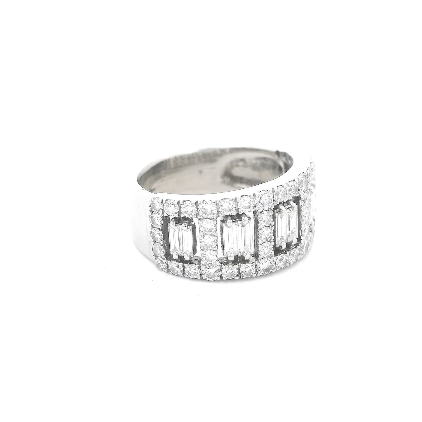 Baguette & Round Cut Diamond Ring - Forever Rox