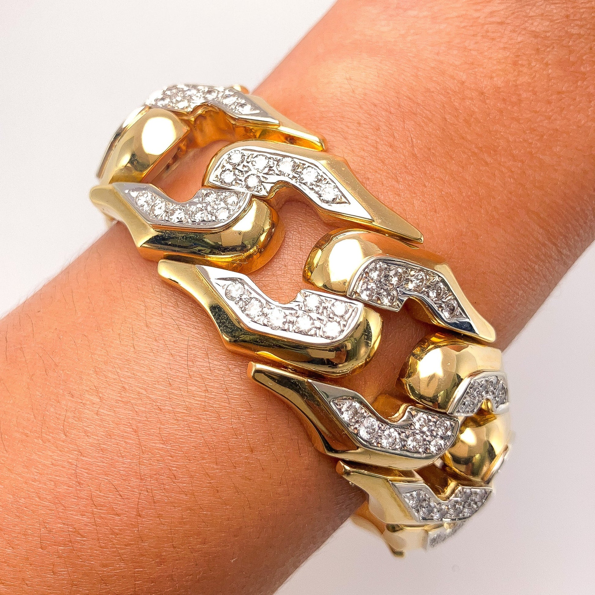 Curblink Bracelet with Pave Diamonds, 18k · - Forever Rox