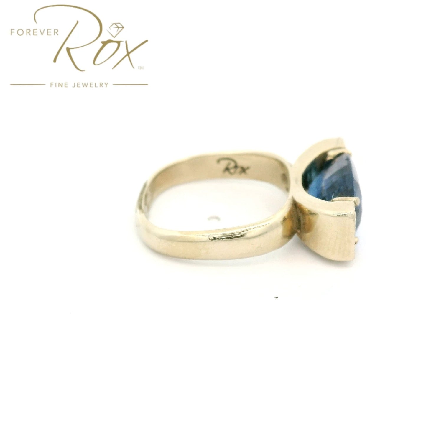 Custom Oval Cut Tanzanite & Diamond Ring - Forever Rox Fine Jewelry