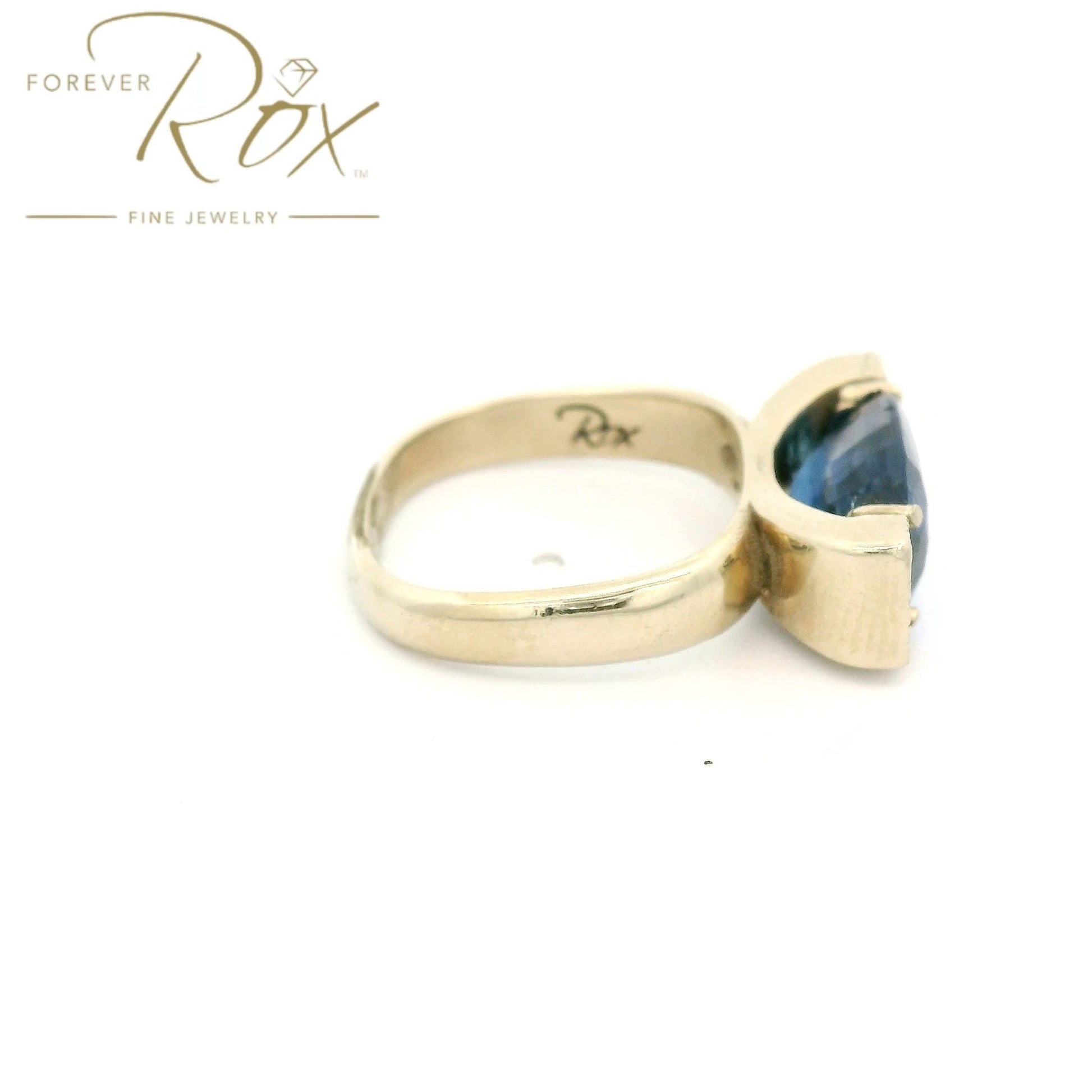 Custom Oval Cut Tanzanite & Diamond Ring - Forever Rox Fine Jewelry