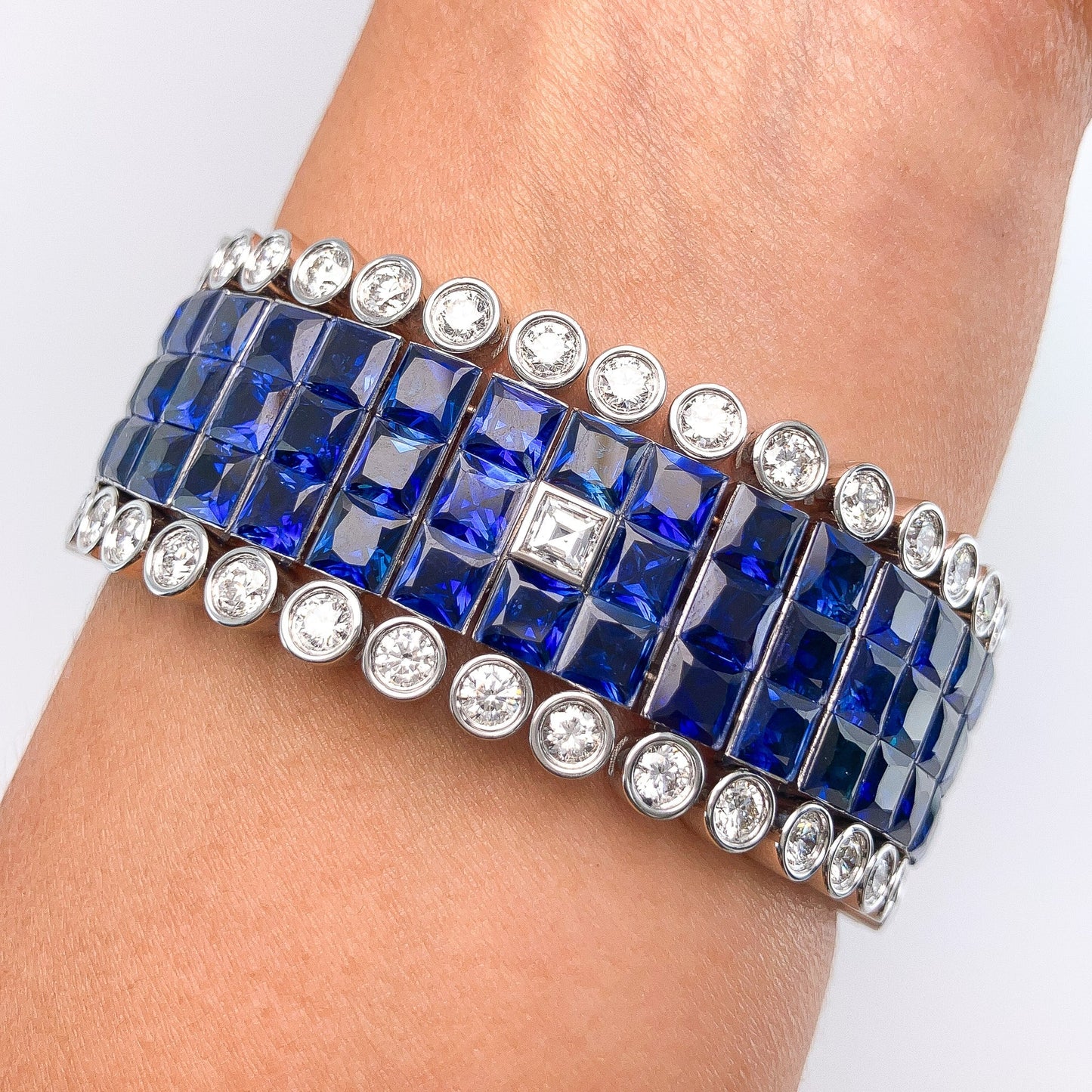 Invisible Set Sapphire & Diamond Bracelet, 18k º - Forever Rox