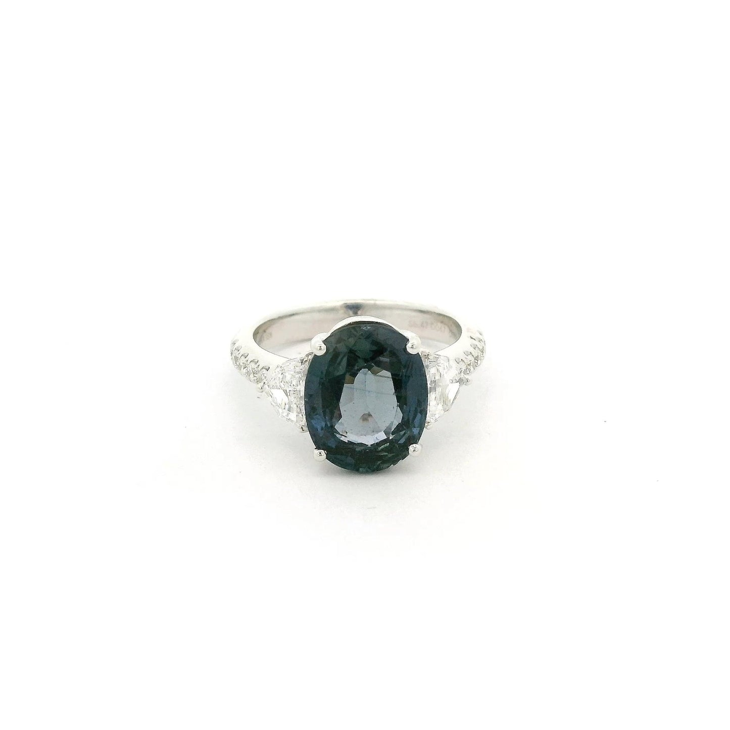Natural Color Change Oval Cut Sapphire Ring With Chevron & Round Cut Diamonds - Forever Rox Fine Jewelry