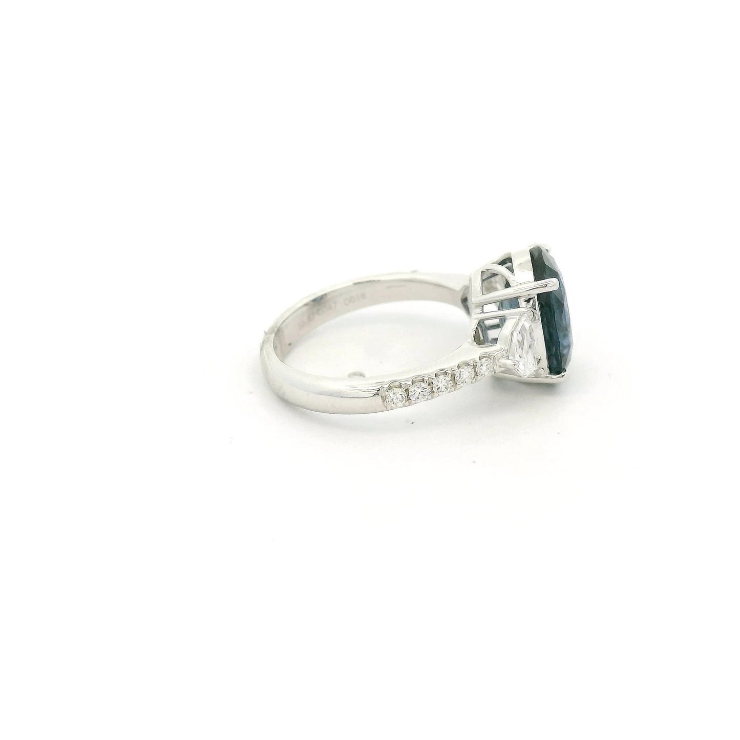 Natural Color Change Oval Cut Sapphire Ring With Chevron & Round Cut Diamonds - Forever Rox Fine Jewelry