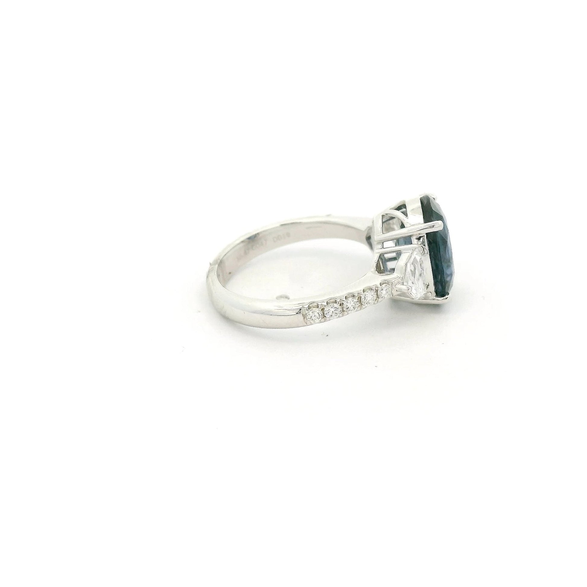 Natural Color Change Oval Cut Sapphire Ring With Chevron & Round Cut Diamonds - Forever Rox Fine Jewelry