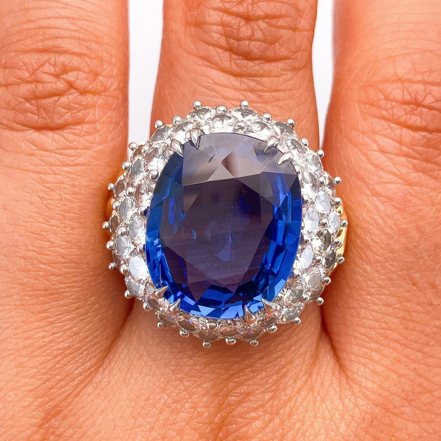º 13.10ct Sapphire & Diamond Cluster Ring, 18k & Platinum - Forever Rox