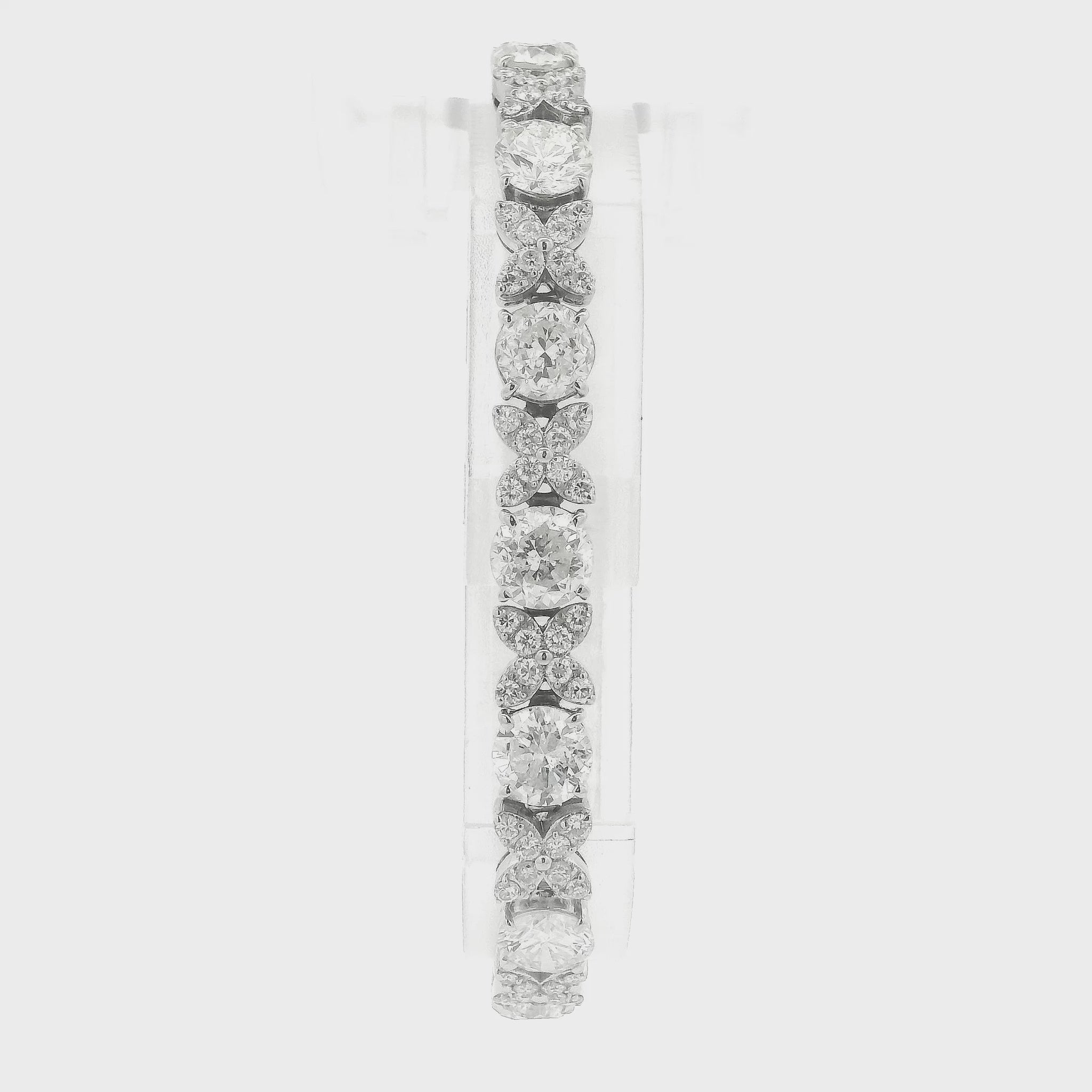 A White Gold X&O with round cut diamonds for the O and melle round cut diamonds for the X at Forever Rox Fine Jewelry, Lake Tahoes Best Jewelry Store
