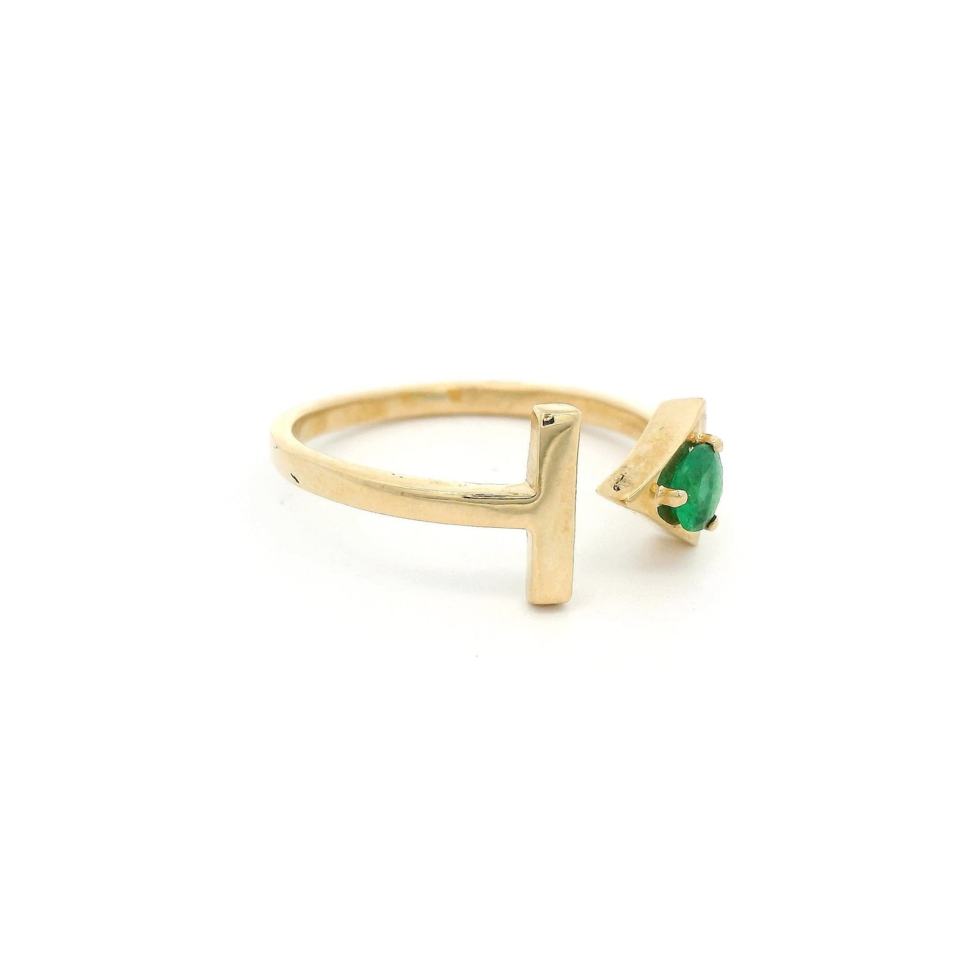 Split Arrow Emerald Ring - Forever Rox