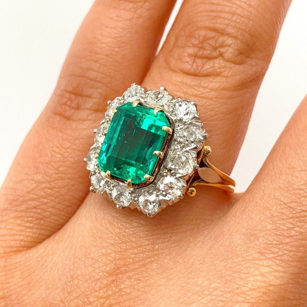 Victorian Colombian Emerald & Old Mine Cut Diamond Ring, 18k & Platinum - Forever Rox Fine Jewelry