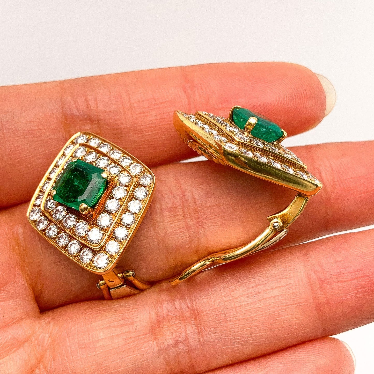 Vintage Italian Emerald & Diamond Shape Earrings, 18k º - Forever Rox