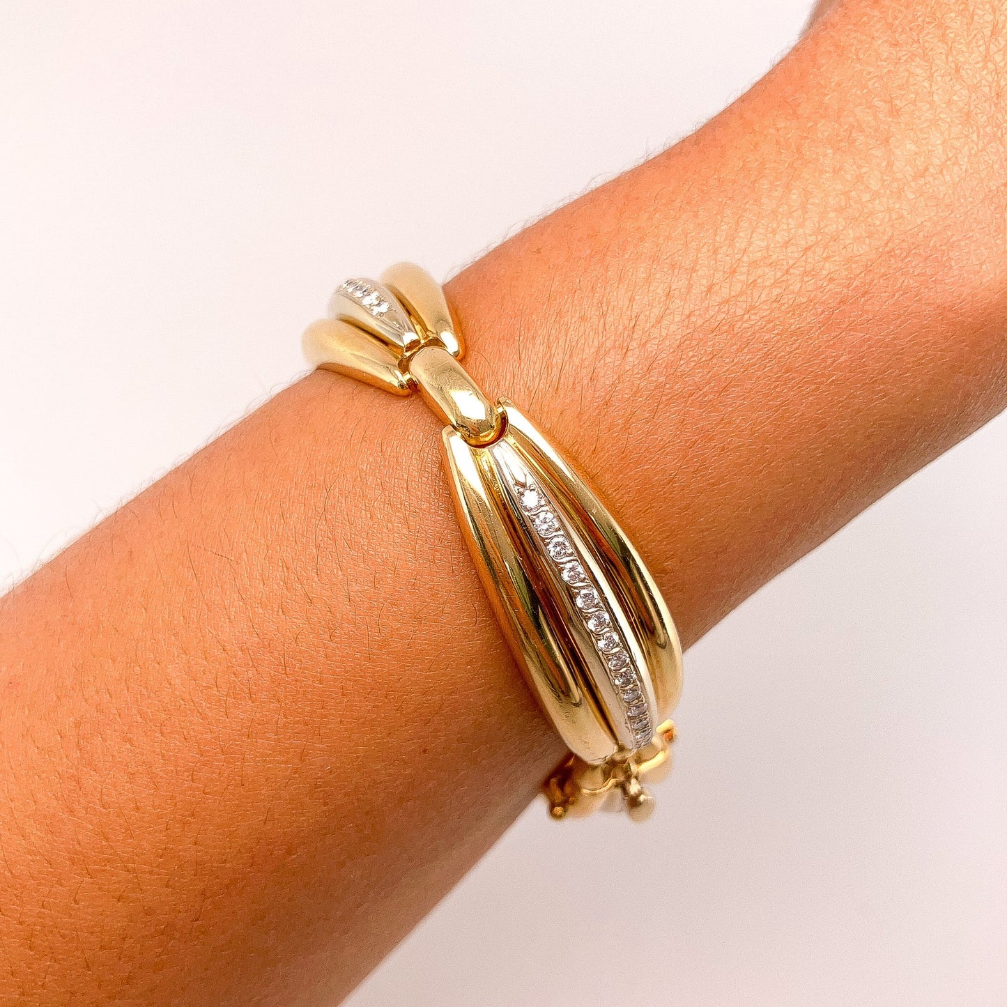 Vintage Scalloped Diamond Bracelet, 18k - Forever Rox