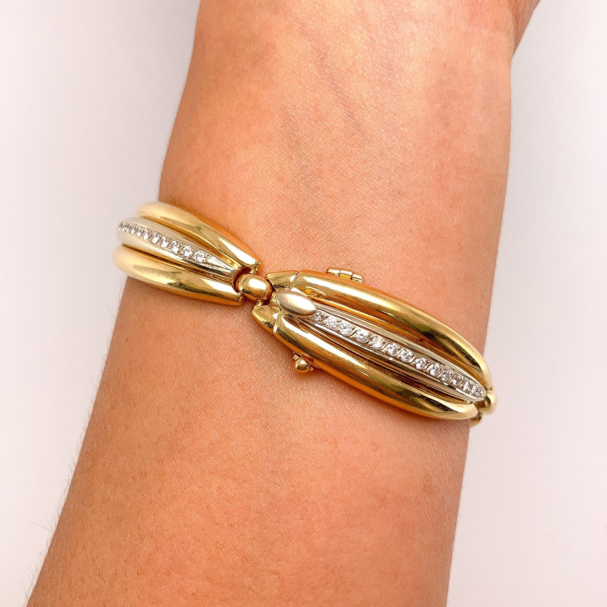 Vintage Scalloped Diamond Bracelet, 18k - Forever Rox