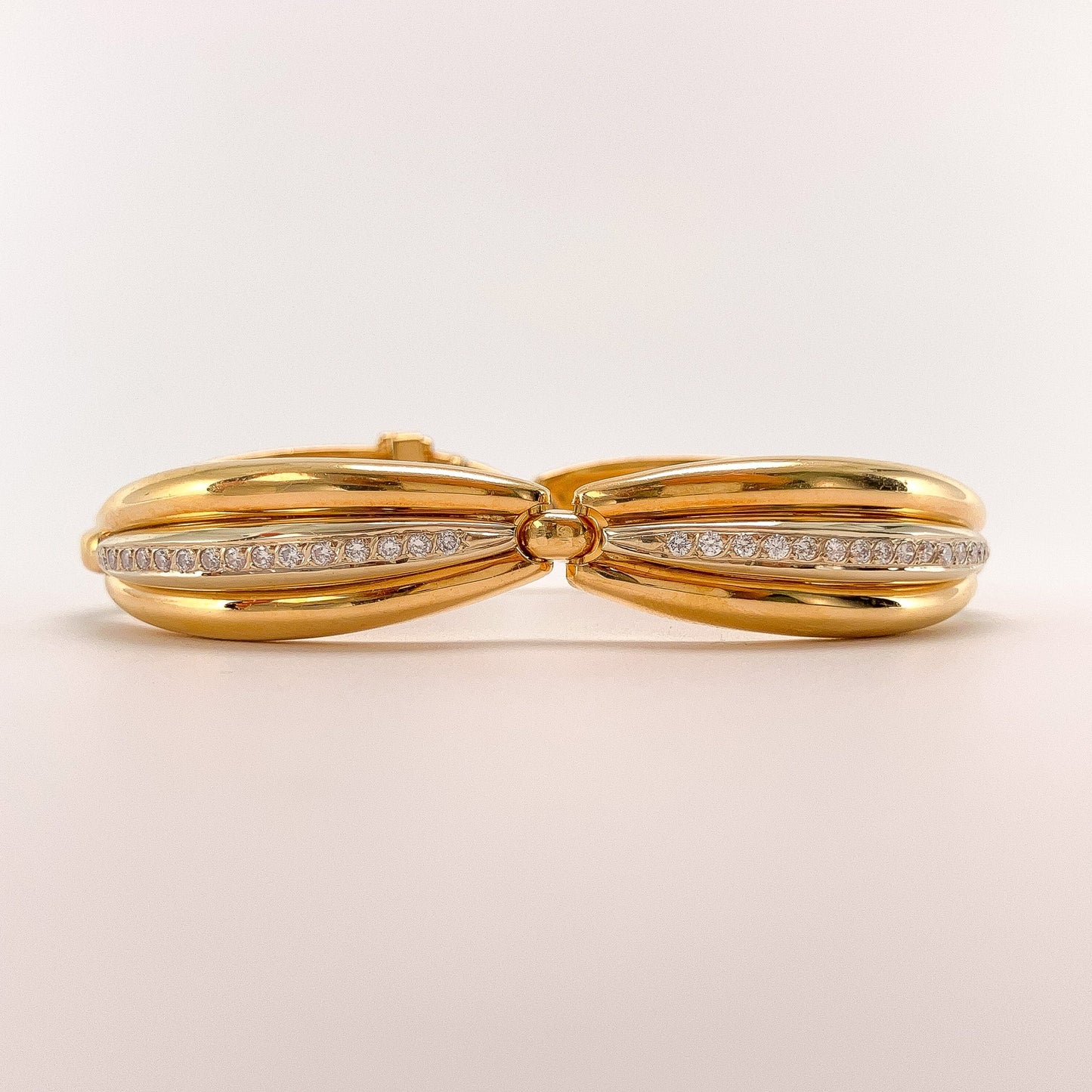 Vintage Scalloped Diamond Bracelet, 18k - Forever Rox